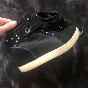 guess heeled sneakers